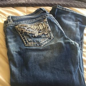 Miss Me signature cuff capris